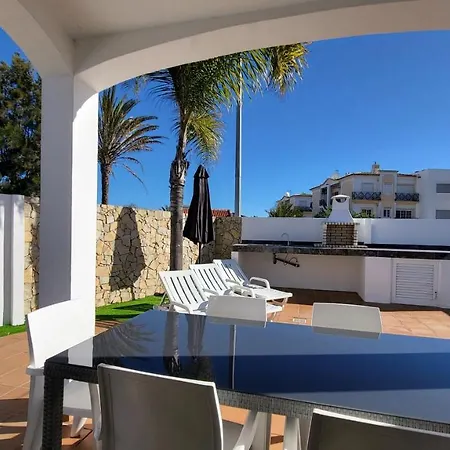 Oura V2 Flores Villa Albufeira